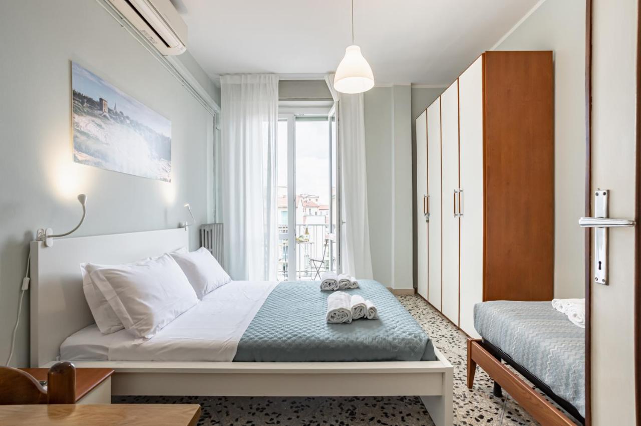 Yellowsunny With Two Balconies Apartament Piza